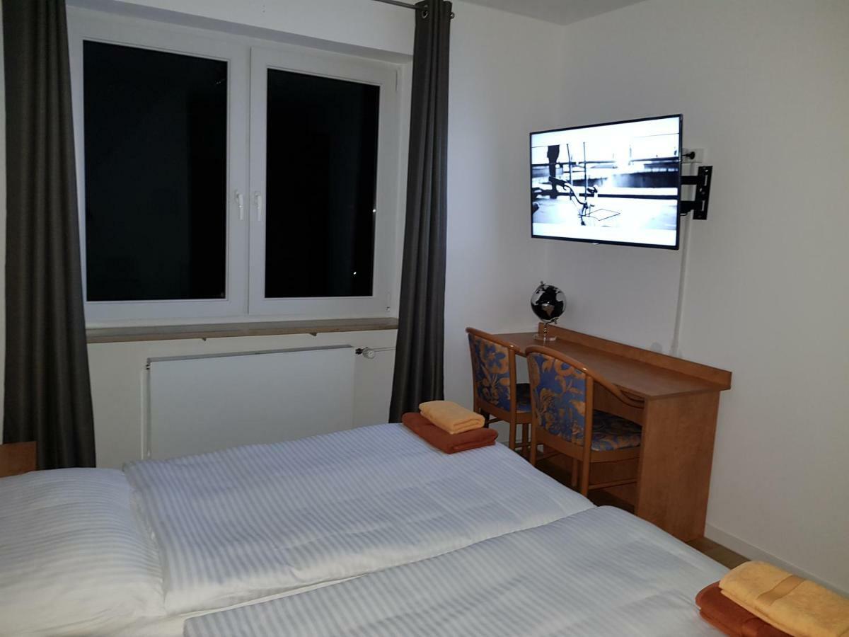 Hotel Krone Ug Deisslingen Luaran gambar