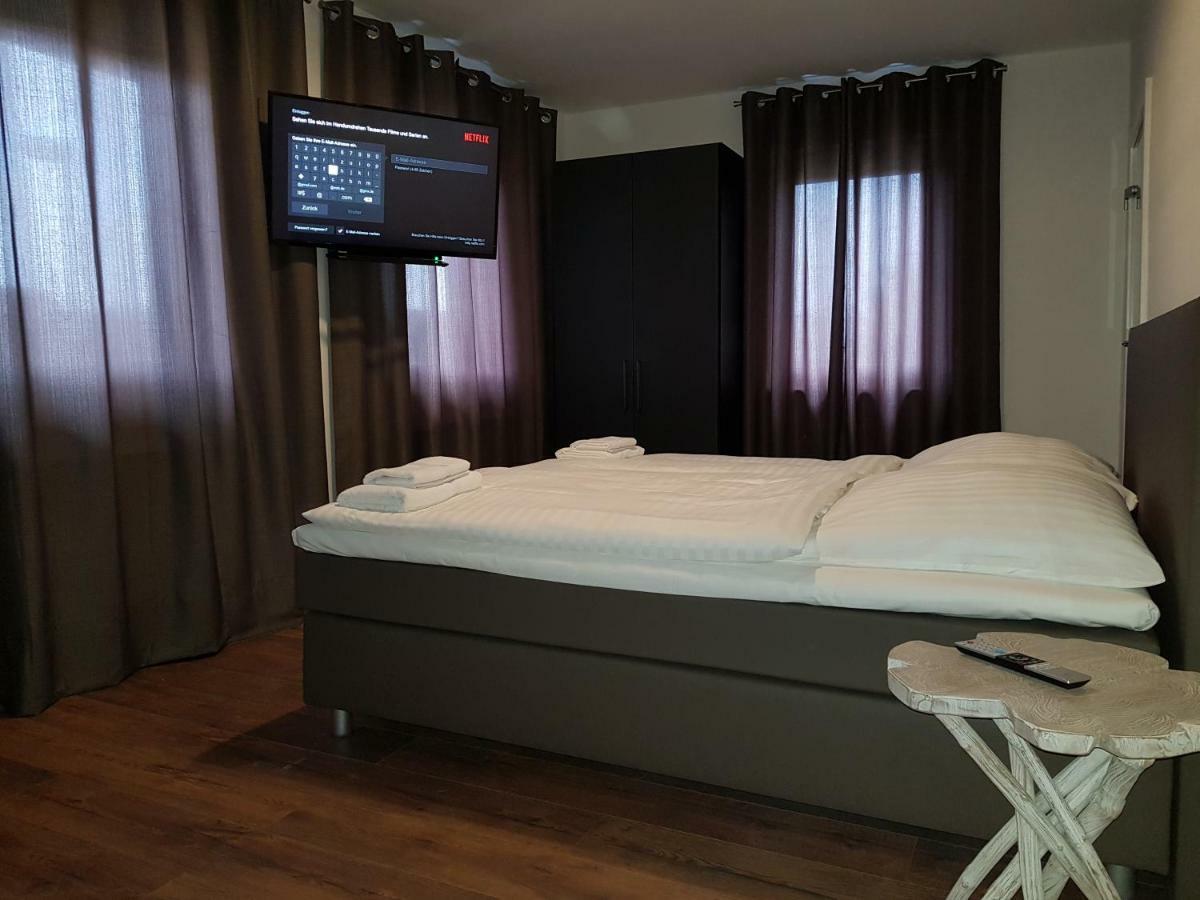 Hotel Krone Ug Deisslingen Luaran gambar